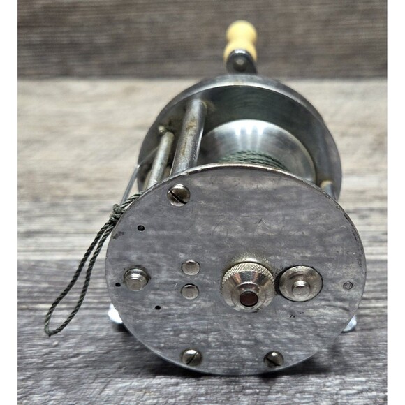 Vintage Lure Stop LW-ABL Level Wind Baitcasting Fishing Reel - Working Condition - Picture 6 of 10
